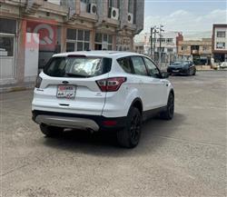 فورد إسكيب